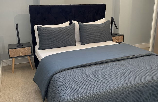 Luxurious Private One Bedroom Apartment - Foto 2