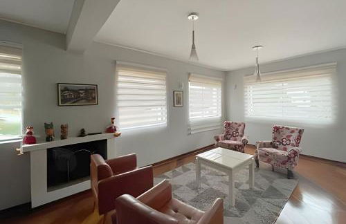 Casa Espaçosa e Tranquila - Granja Viana - Foto 19