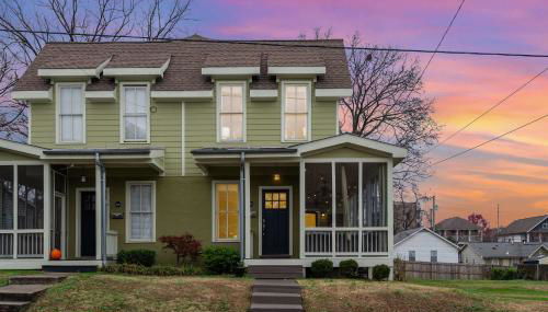 Rhythm & Rest Group Stay with Grill & Cozy Fireplace - Foto 3