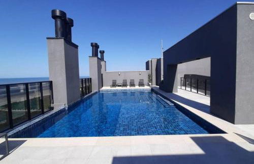 Studio 105 Maravilhoso Frente Mar Piscina Aquecida - Foto 13