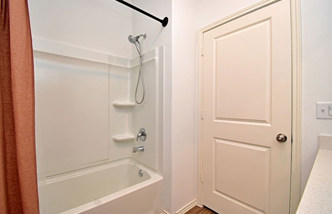 Long-term Stays Family-friendly Communal Pool! - Foto 22