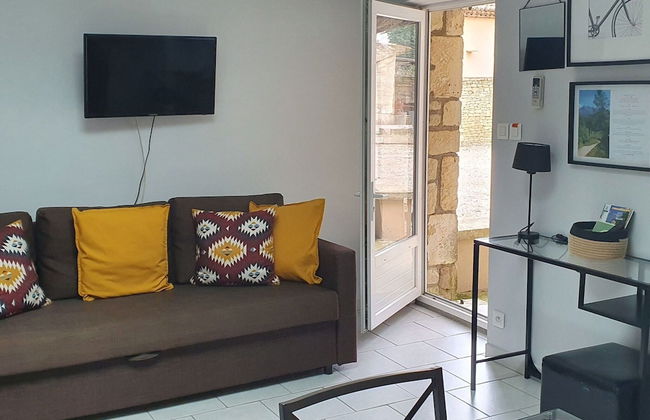 Simplistic Holiday Home in Orgon With Swimming Pool - Foto 9