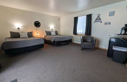 Fife Lake Lodge - Double Queen Room with Lake Access - Foto 9