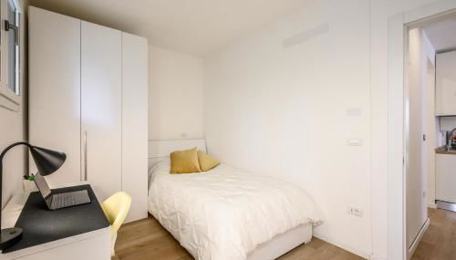 AlleMura Uno - Free WiFi, Private Parking & Air Conditioning - Foto 3, wardrobe