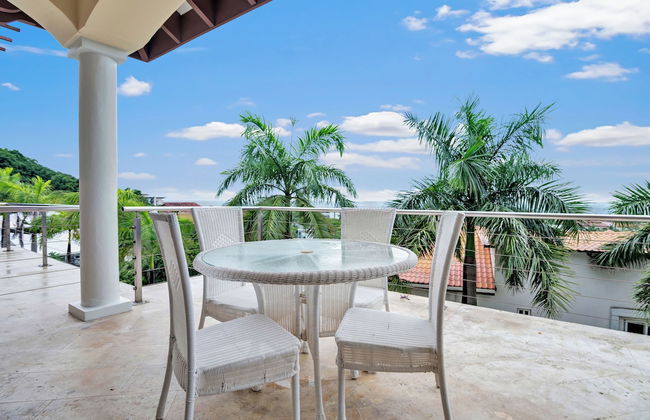 Sea Vue Luxury Vacation Condominiums - Foto 52