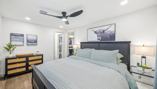 A Hoot's Nest-Lux Boutique Bungalow near Downtown! - Foto 4