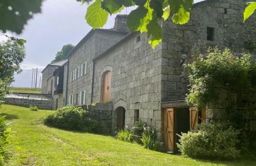 Charmante Maison en Granit Près de Tence - FR-1-582-134 - Foto 20