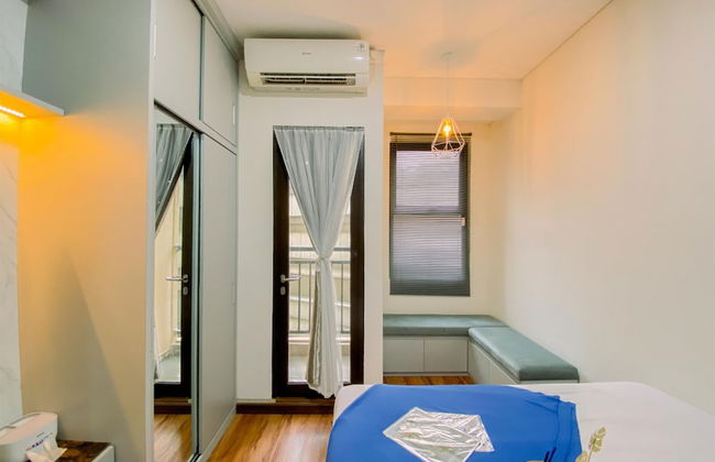 Cozy Studio Apartment At Transpark Cibubur - Foto 3