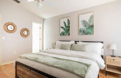 Quiet Getaway to Tampa & Orlando - Photo 10