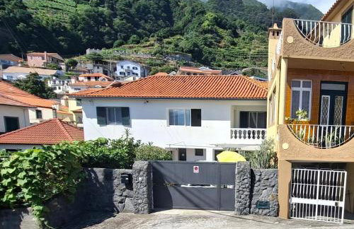 Cozy Studio - Chalé Seixal - Photo 3