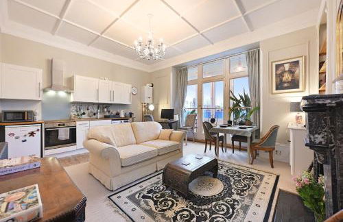 Beautiful one bedroom flat with private balcony 52m2 - Foto 2