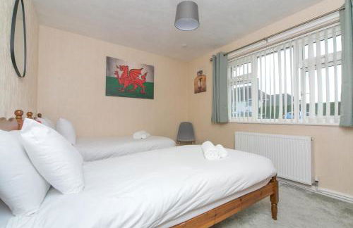 Peaceful property with stunning views - Pass the Keys - Photo 30