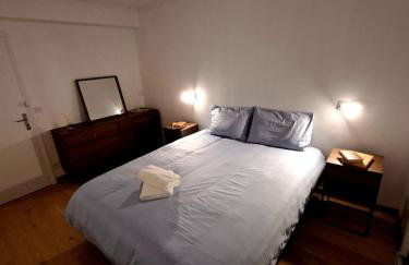 Elegant and comfortable 3 room, beach & transport within walking distance - Photo 20