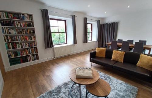 RnB - Rural n Beautiful - The Spacious Coach House - Photo 43