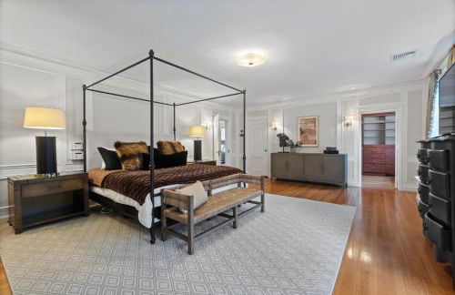 Private Resort Mansion with Pool - Foto 22