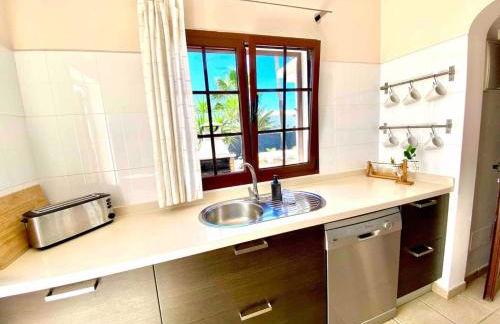 Villa Ágatha, vacaciones en familia en Lanzarote - Foto 13