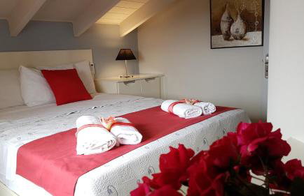 Stefanos Studios - Photo 68