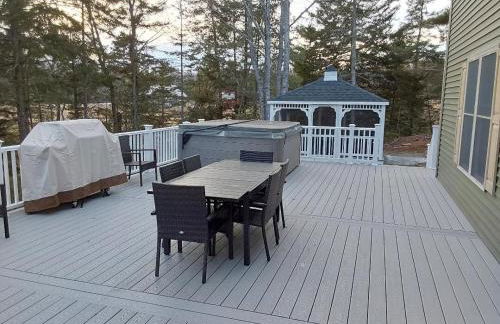 5BR Waterfront Hot Tub Kids Playscape Pets Family Compound! - Foto 30