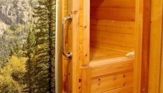 Amazing Family Vacations in Nature in this Cute Log Cabin near Austin, Texas - Foto 5