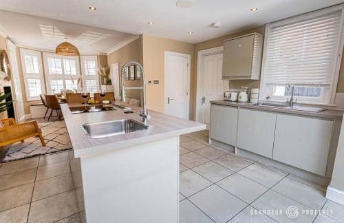 Pottery Place by Grandeur Property - Photo 18