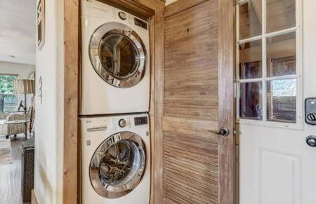 Cabin~Views~Heart of Town~W&D~Fireplace~Kitchen - Foto 22