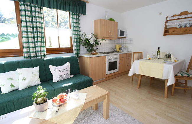 Sunlit Apartment near Ski Area in Hüttschlag - Foto 10