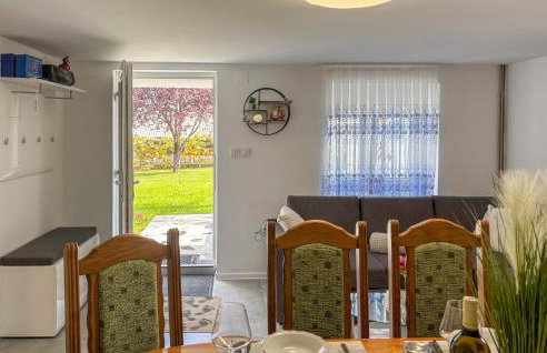 Stunning Home In Salopeki Modruski With Wifi - Photo 17