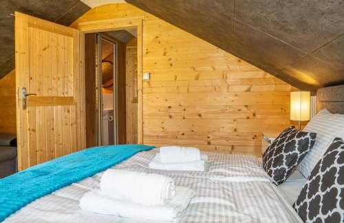 Holiday Home Small Vegas- JACUZZI AND GARTEN FOR EXCLUSIVE USE - Foto 10