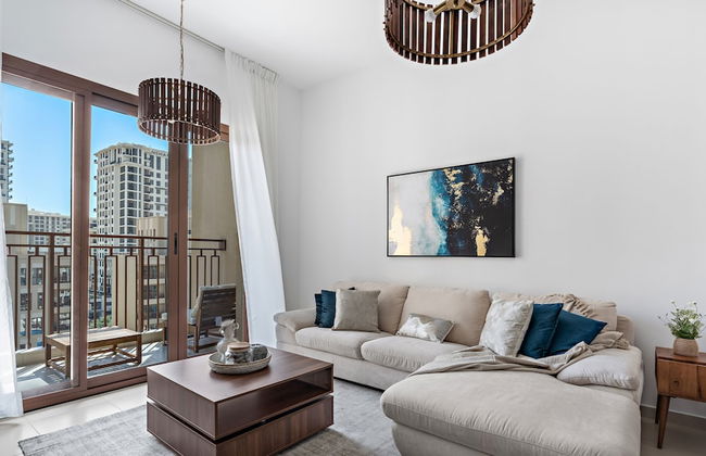 WelHome - Urban Serenity, Zahra Breeze 2 Bedroom Retreat - Photo 1