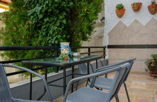 Michael's Apartment's - Foto 19