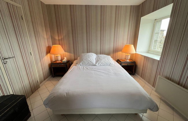 Sunlit Villa in Banne - Photo 8