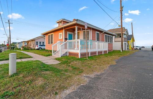 Sunrise Serenade Fabulous Location with Beautiful Ocean View - Foto 35