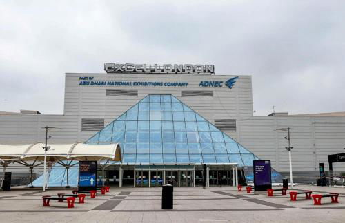 Modern 1BR Apartment Near ExCeL London & O2 Easy Access to Central London - Foto 6