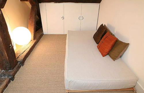 Charming Cosy Triplex in Trendy Marais - Foto 9