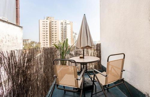 Refúgio em São Paulo, Terraço com Vista e Localização Perfeita - Foto 4
