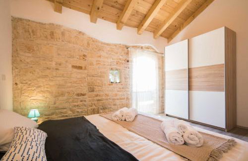 Villa Milena, a Rustic Summer Haven with Pool, Pets Welcome! - Foto 10