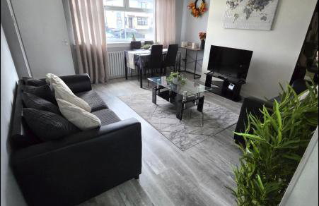FM Homes & Apartments 3 Bedroom House Motherwell - Foto 3