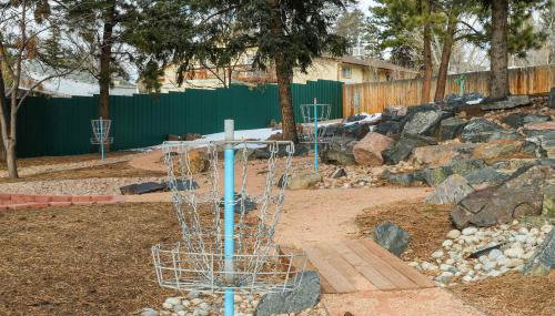 Crestgate Den Family Games Frisbee Golf & Views - Foto 4