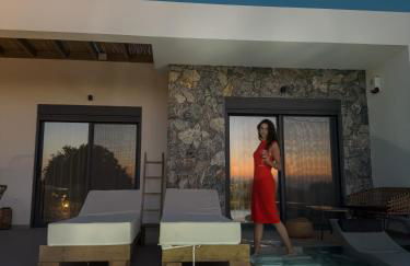 Aphrodite Luxury Suites, Private Heated Pool & Jacuzzi -Romantic Escape for Couples - Photo 49