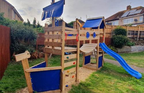 Fabulous family house next to the beach - Foto 1