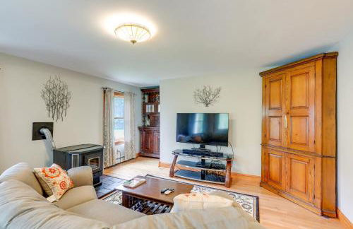 Meriden Village of Plainfield Home with Backyard - Foto 3