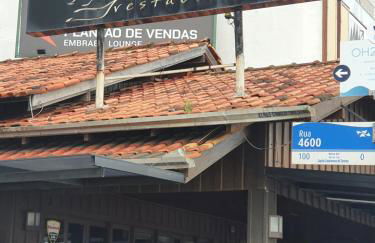 Lindo apto tudo novinho, prédio frente mar - Foto 67