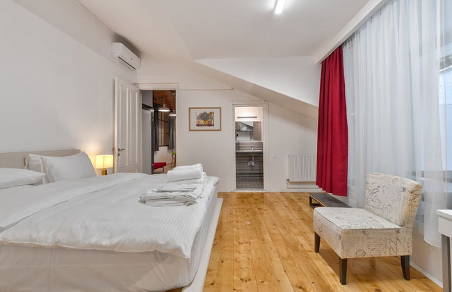 Rustaveli N26 Apartments - Photo 14