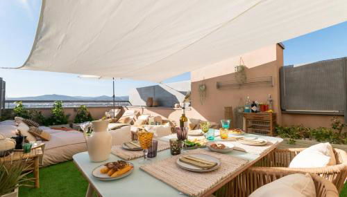 Penthouse with Private Terrace & Pool Access - Foto 4