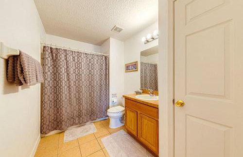 #447-Beautiful, spacious villa with sunny private pool, overlooking conservation land - Foto 3