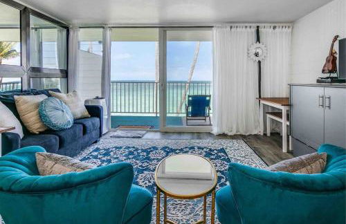 Luxury Beachfront Condo - Photo 5