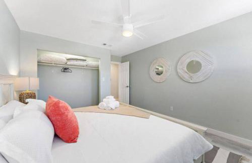 Beach house with game room just minutes from beach - Foto 14