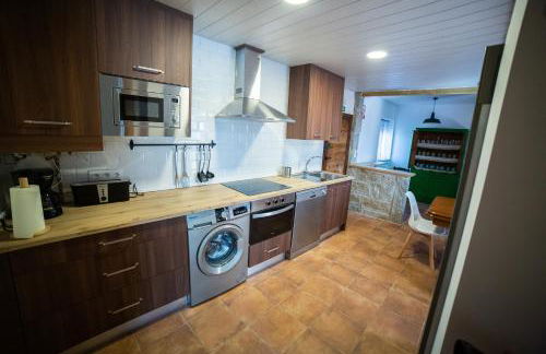 EL PATIO DE LAS TINAJAS - Photo 8