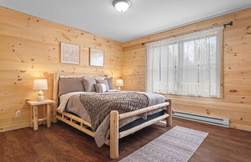 Luxury Log Cabin Lakefront, Game room & Fire Pit, - Foto 9