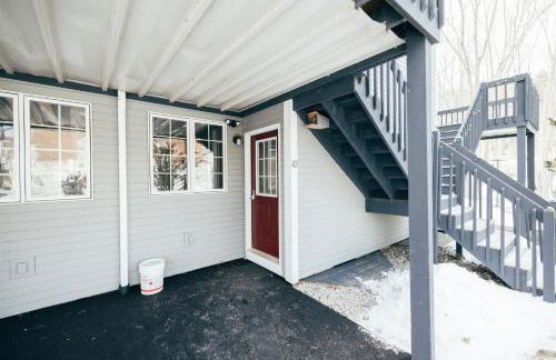 Newly Renovated & Furnished Condo, Only 3 min to Sunday River! - Foto 19